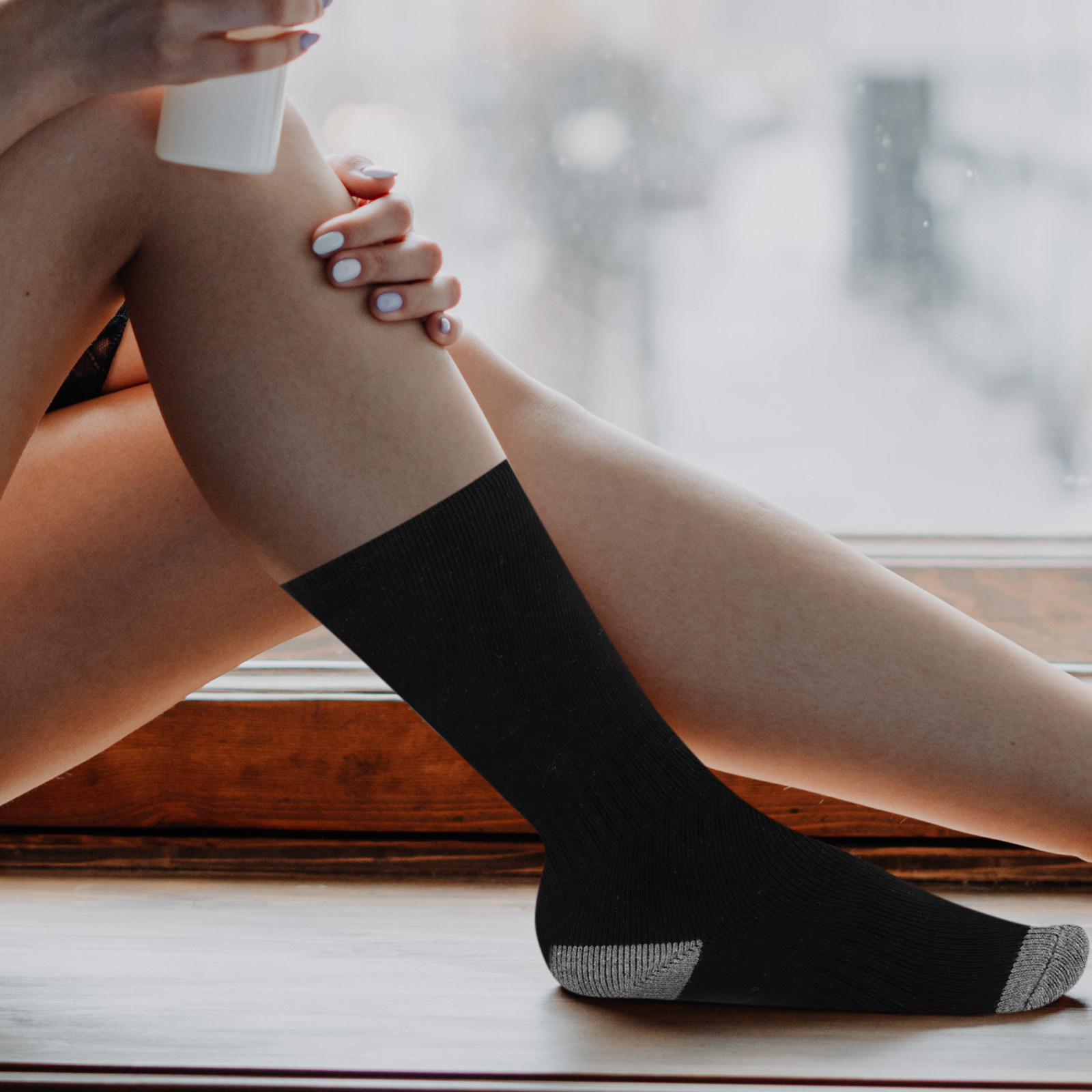 1組の電熱靴下。高級ポリエステル素材を使用し、足元を暖かく保 - Thermal Sock Winter のレビューと価格