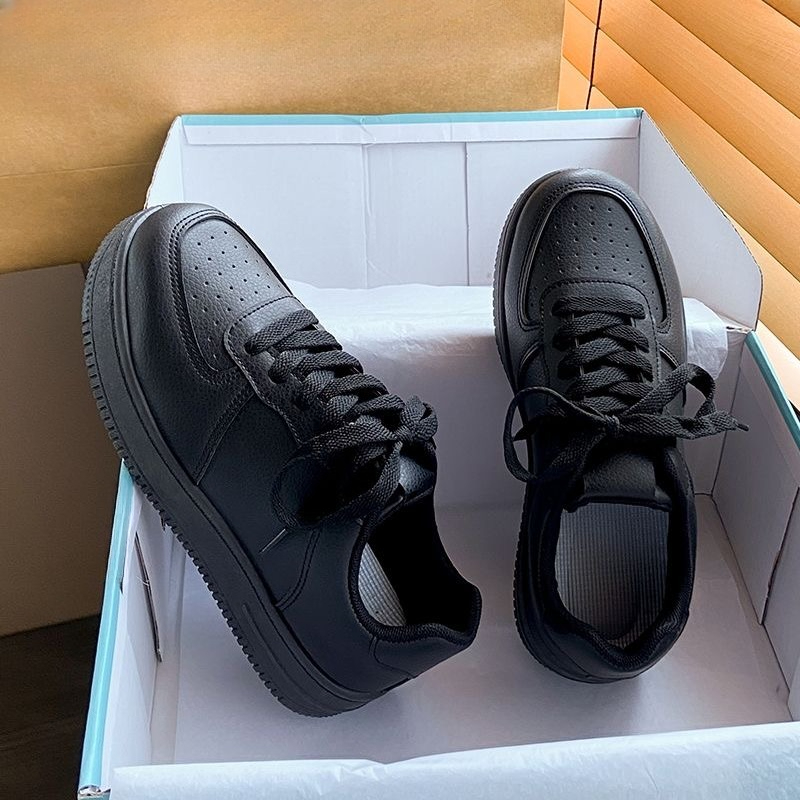テニススニーカー女性春秋スポーツボードシューズファッション快 - Vans Shoes Old Skool のレビューと価格