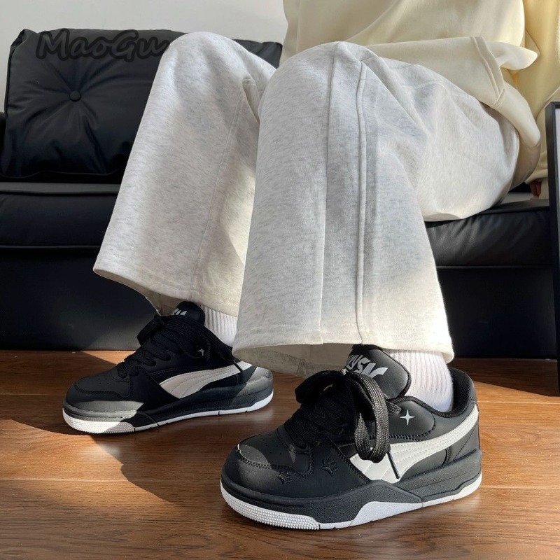 女性用ブラックホワイトレザースケートボードシューズレースアッ - Vans Shoes Old Skool のレビューと価格